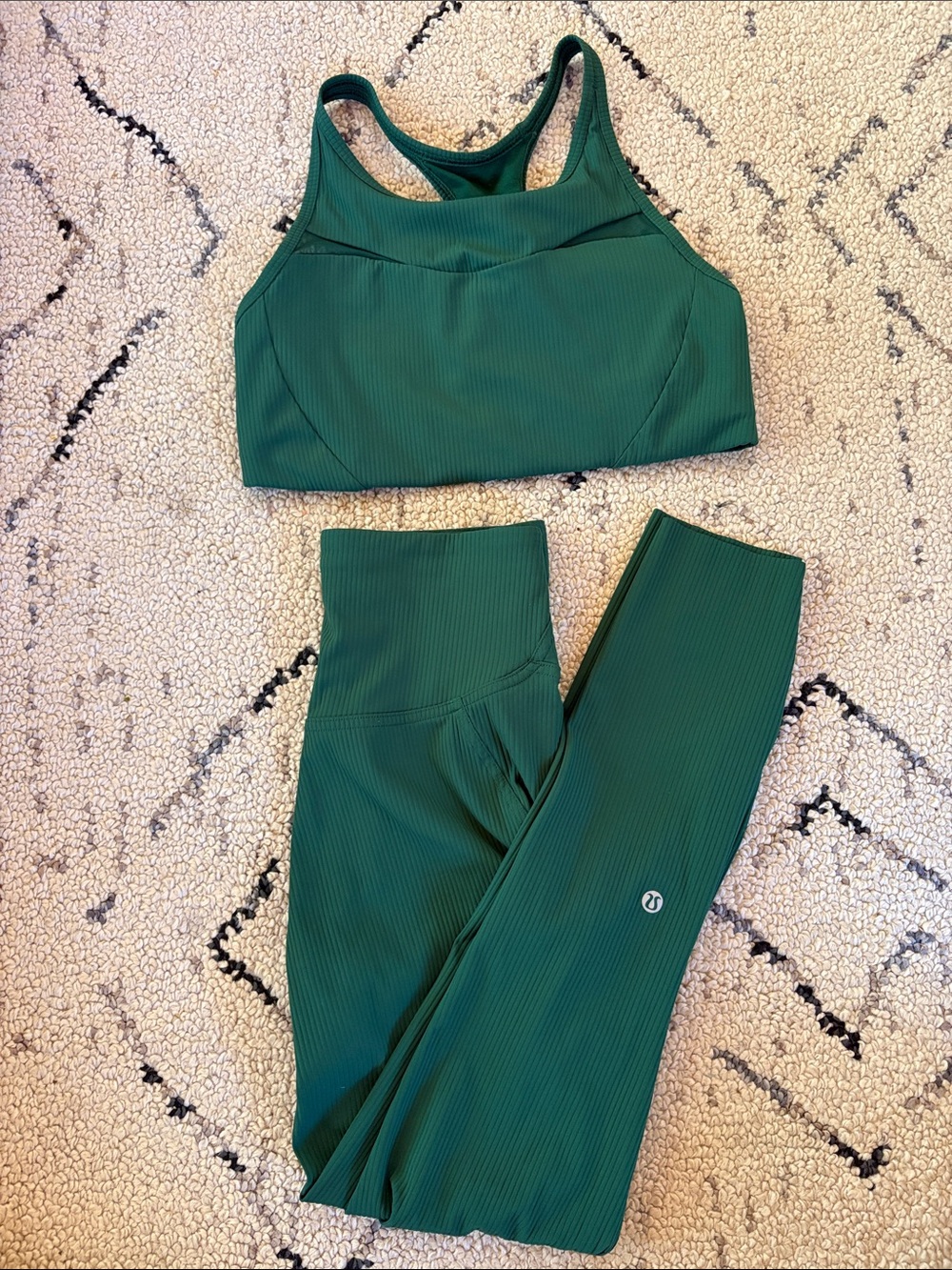 NWOT Ribbed Racerback Sports Bra and High-Waist Leggings Set - Emerald Green